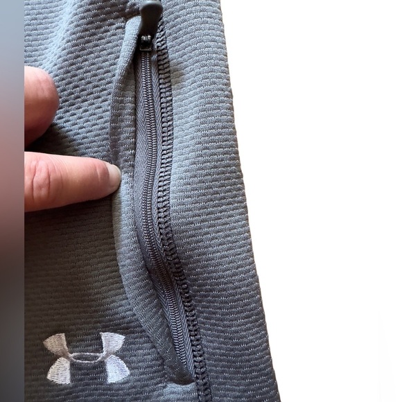 UNDER ARMOUR ALL SEASON GEAR SWEATER - Picture 8 of 11